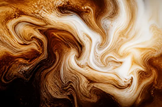 Fluid Art — Swirling brown coffee and white condensed milk mixing together., kết quả ChatGPT.